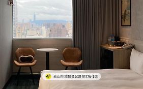 西門雲町旅店 Sky Gate Hotel